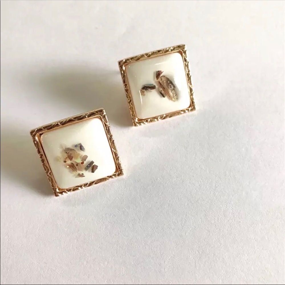 Piercing Earrings - Picture 2 of 2